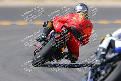 media/Oct-08-2022-SoCal Trackdays (Sat) [[1fc3beec89]]/Turn 11 Backside (1145am)/